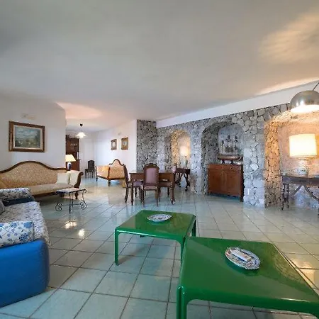 Sleeps 8 Pool Air Con Wifi Villa Praiano